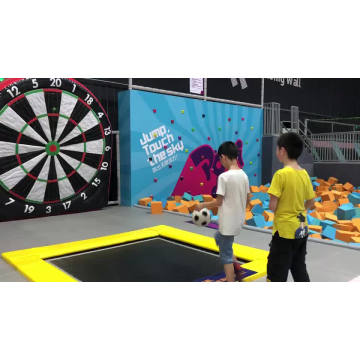 Fire-proof Durable Outdoor Inflatable Football Toss Games, Security-guarantee Bouncer Castle Inflatable Game